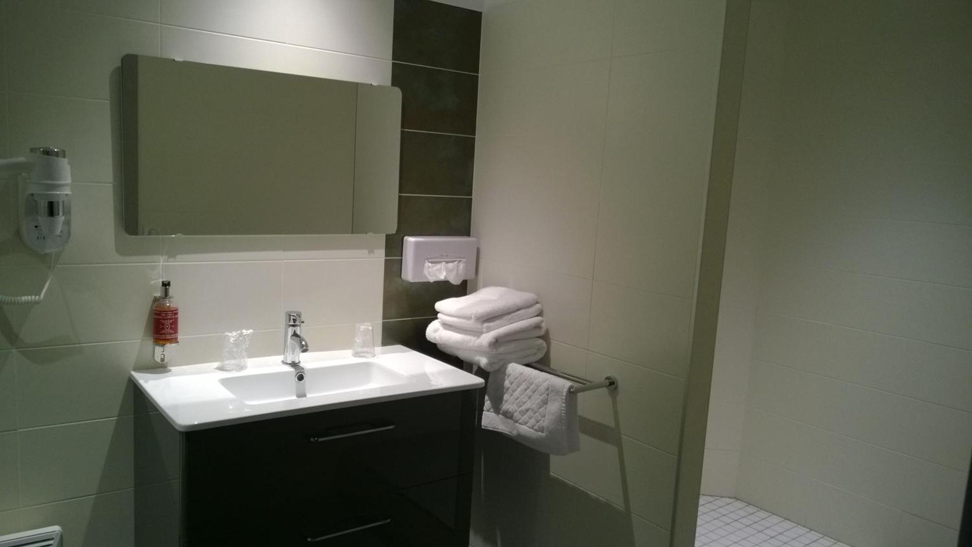 Cour Du Tonnelier Hotel Bouxwiller  Cameră foto
